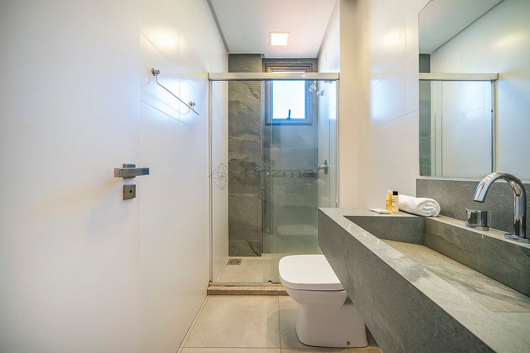 PM 305 · Lindo Apartamento na Praia de Bombinhas