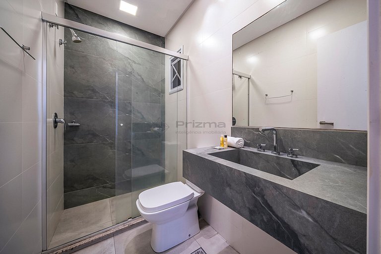 PM 305 · Lindo Apartamento na Praia de Bombinhas