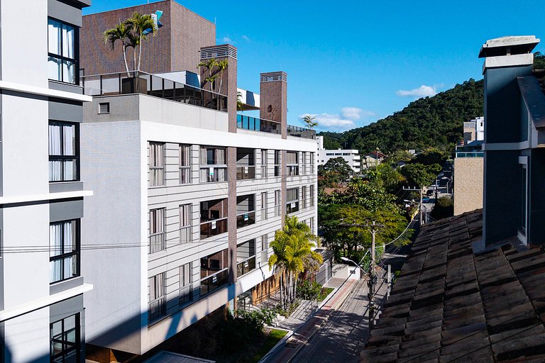 PM 305 · Lindo Apartamento na Praia de Bombinhas