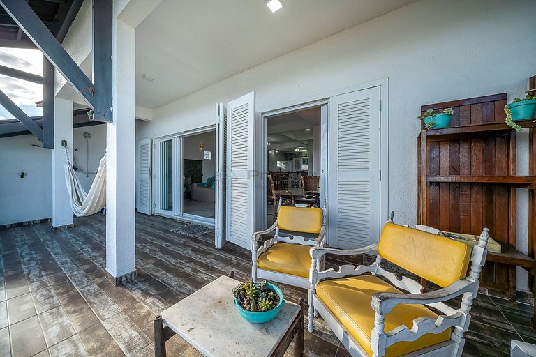 Casa Pé na Areia em Bombinhas-Vista Mar 8 Pessoas