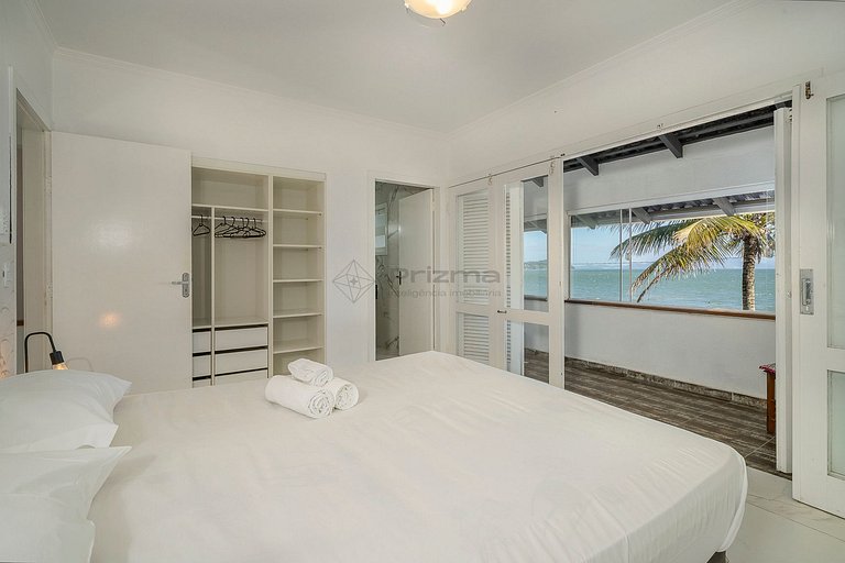 Casa Pé na Areia em Bombinhas-Vista Mar 8 Pessoas