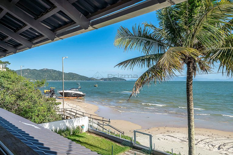 Casa Pé na Areia em Bombinhas-Vista Mar 8 Pessoas