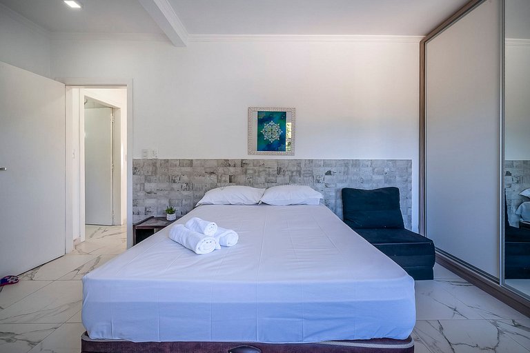 Casa Pé na Areia em Bombinhas-Vista Mar 8 Pessoas