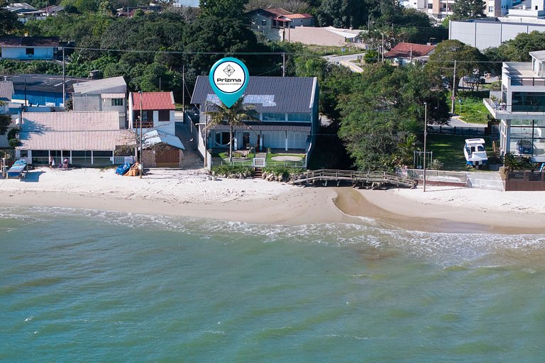 Casa Pé na Areia em Bombinhas-Vista Mar 8 Pessoas