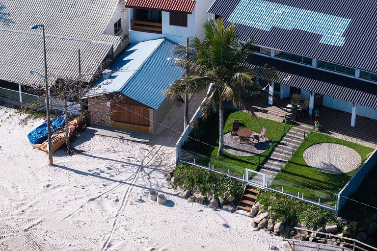 Casa Pé na Areia em Bombinhas-Vista Mar 8 Pessoas