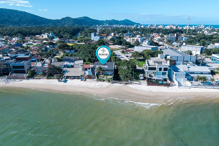 Casa Pé na Areia em Bombinhas-Vista Mar 8 Pessoas