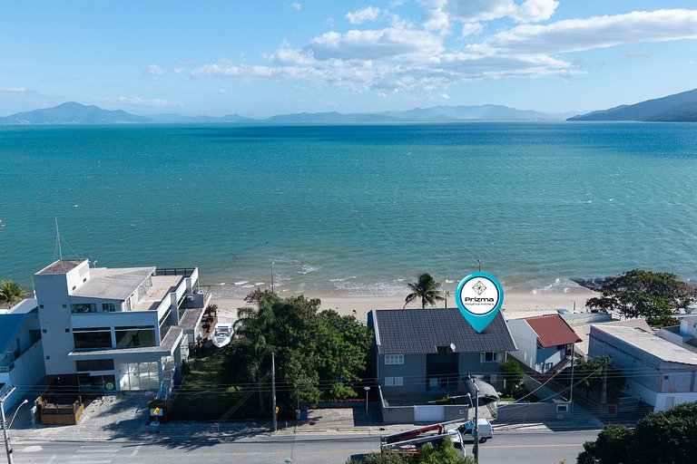 Casa Pé na Areia em Bombinhas-Vista Mar 8 Pessoas