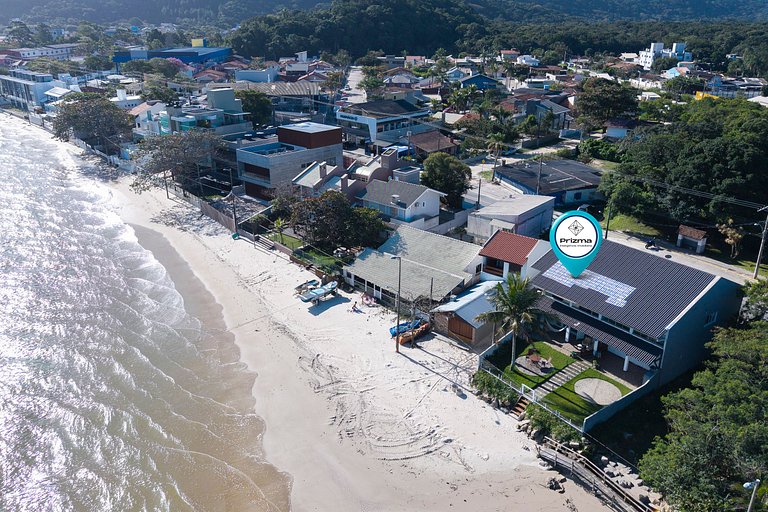Casa Pé na Areia em Bombinhas-Vista Mar 8 Pessoas