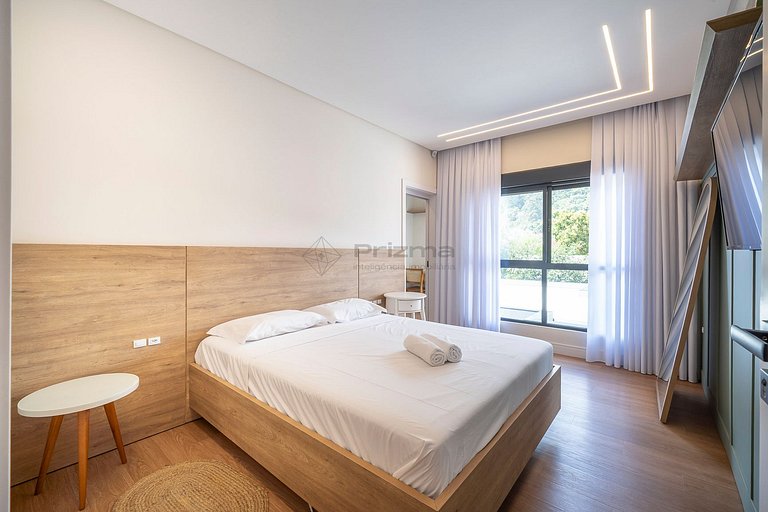 Casa Pé na Areia em Canto Grande | 4 Suítes