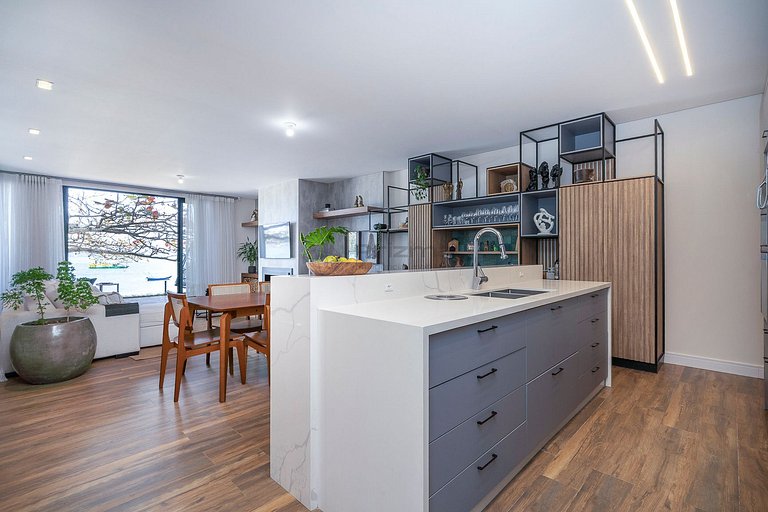 Casa Pé na Areia em Canto Grande | 4 Suítes