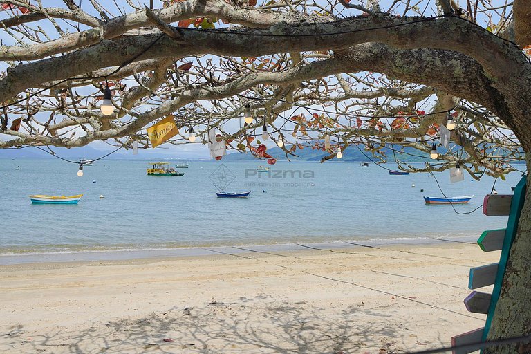 Casa Pé na Areia em Canto Grande | 4 Suítes
