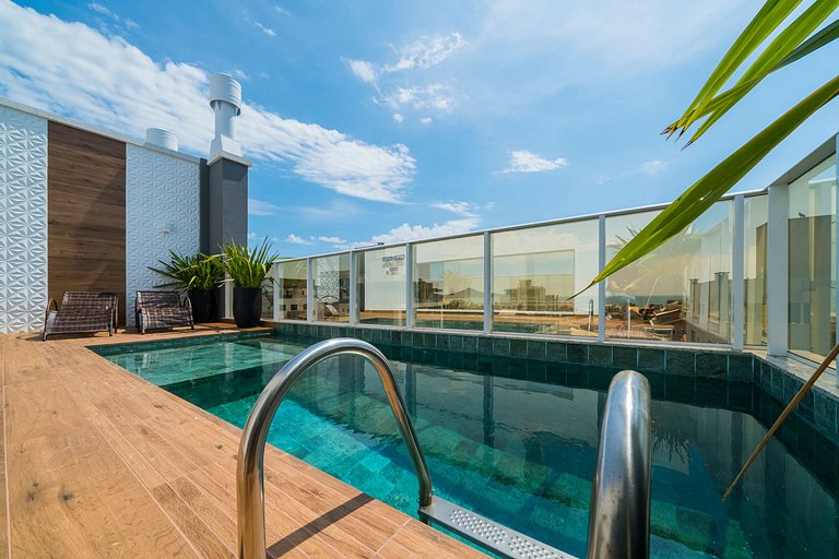 Apto com Piscina e Churrasqueira - Canto Grande